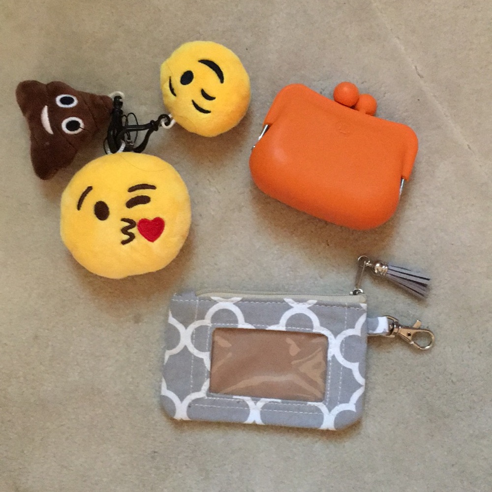 Purse, keychain/license holder, emoji keychains